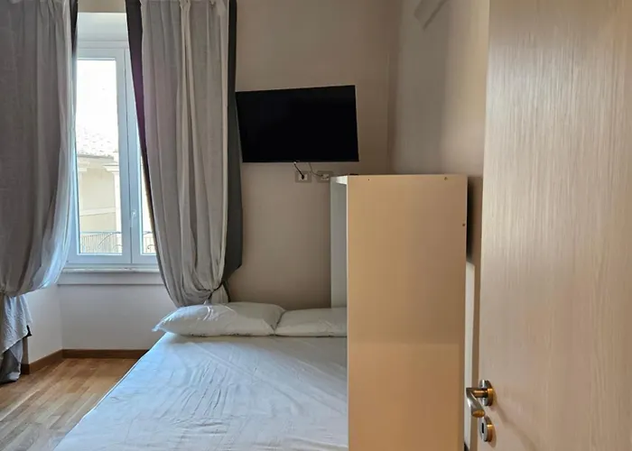 You'rhomesuite * Rom