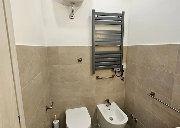 You'rhomesuite Rom